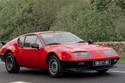 Alpine A310 rouge