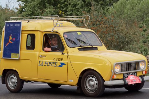 Renault 4 fourgonnette « La Poste »