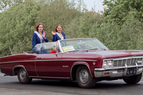 Chevrolet Impala cabriolet bordeaux